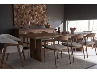 Eden Medium Brown Oak Dining Table