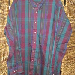 Editions By Van Heusen Mens Size XL Button Down Shirt Plaid Long Sleeve

Excellent Condition!!

**Bundle and save with combined shipping**

