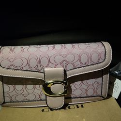 coach pink tabby purse w/ gold buckle