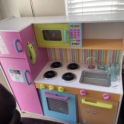 Kitchen Playhouse.