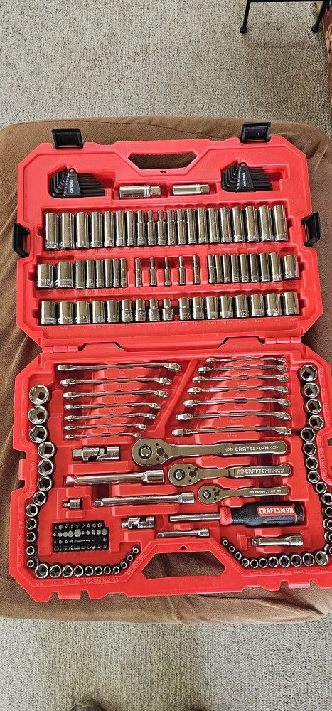 Craftsman 189 Piece Tool Set (New)