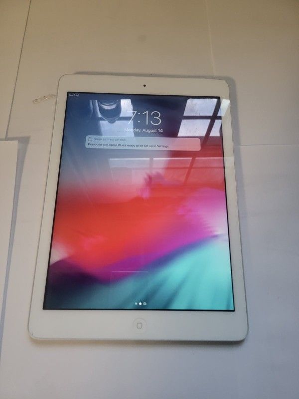 IPAD AIR A1475 WITH 32G MEMORY AND FRESH RESET(SHOP6)