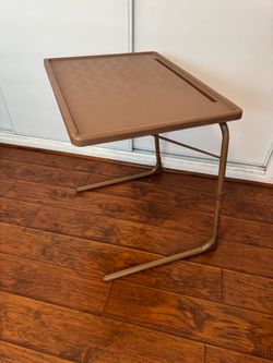 Table desk New 20"x25"