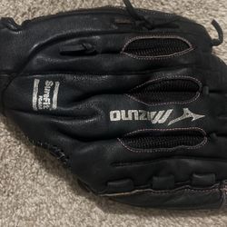 Mizuno 12 Inches