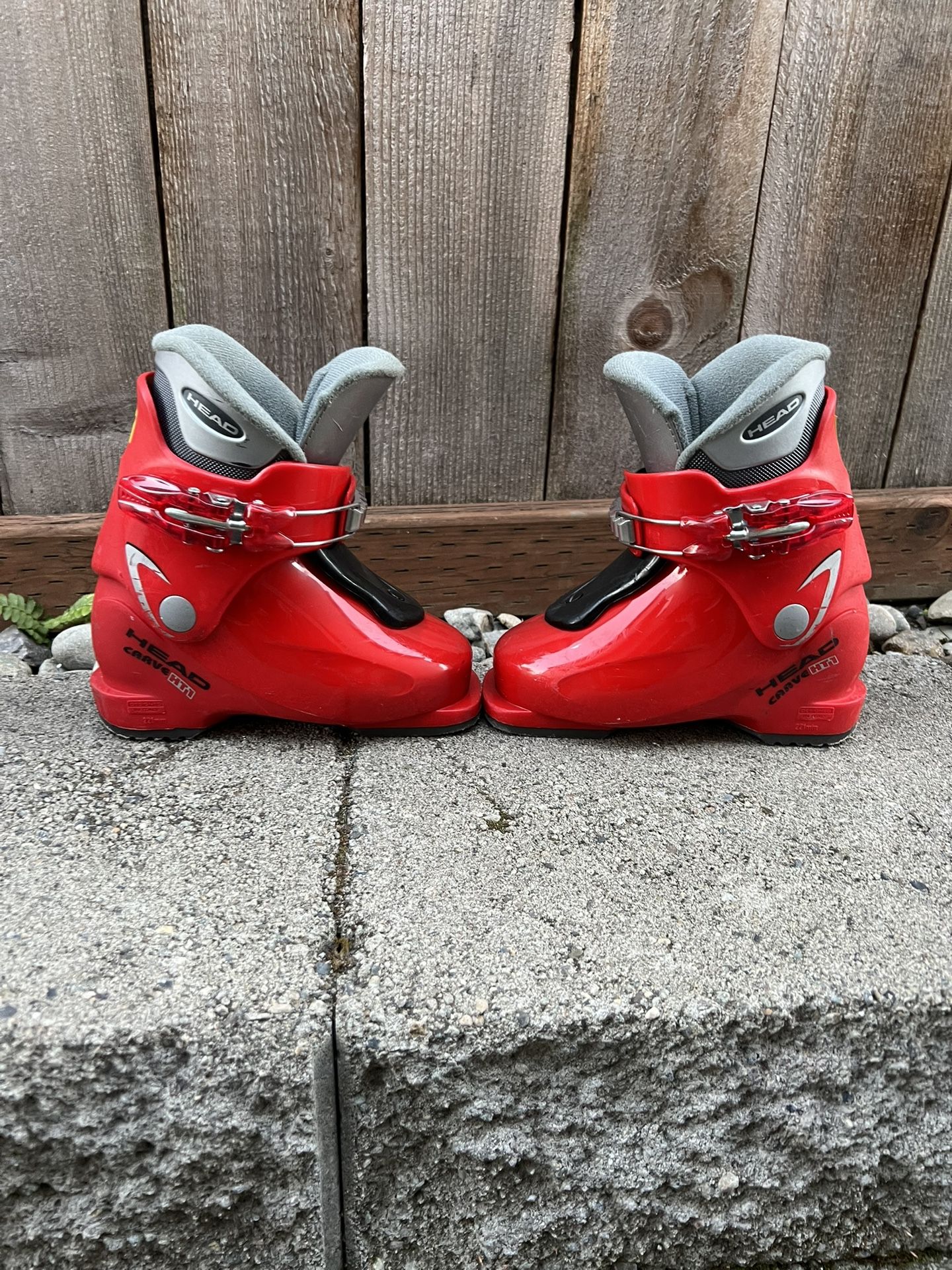 ski boots size 18.5