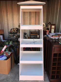 SnowCapped Large Display Unit that has a Weather vane for the Top