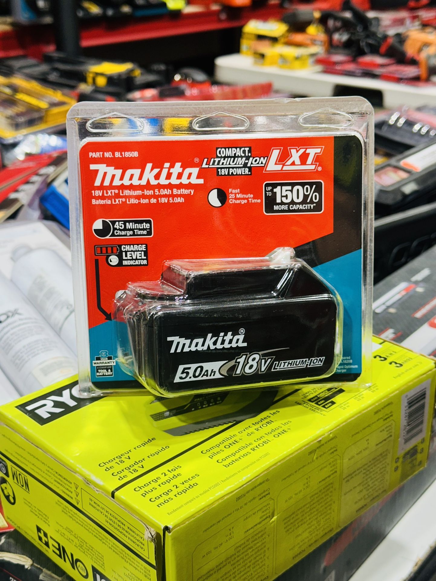 Makita 18V LXT Lithium-Ion High Capacity Battery Pack 5.0Ah with Fuel Gauge
