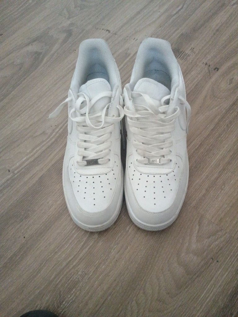 White Af1s