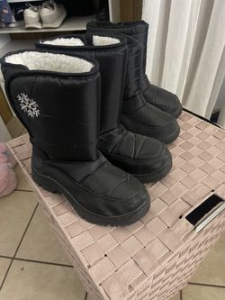 Snow Boots