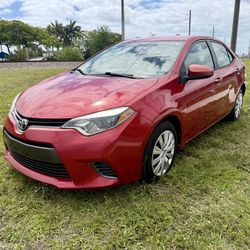 2015 Toyota Corolla · LE Sedan 4D