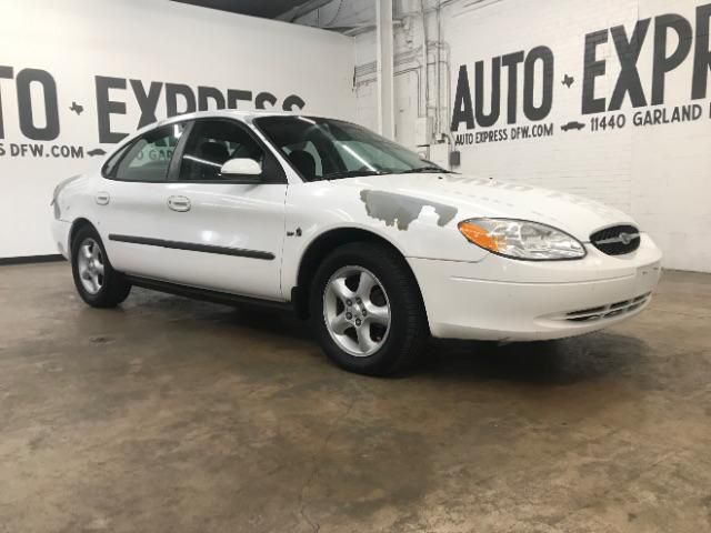 2000 Ford Taurus