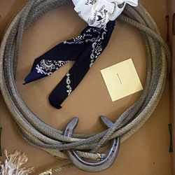 Cowboy and farmhouse rope wreath decor (several)