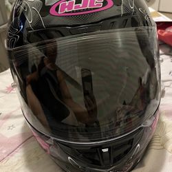 Woman’s Motorcycle Helmet