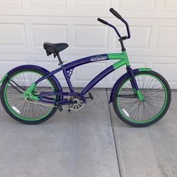 Beach cruiser bike.  Soul Mulberry.  Good condition. Ready to ride.