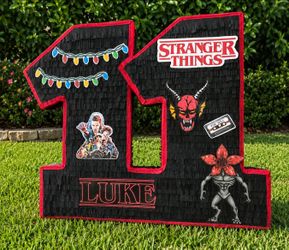 Glo's Custom Made Piñatas