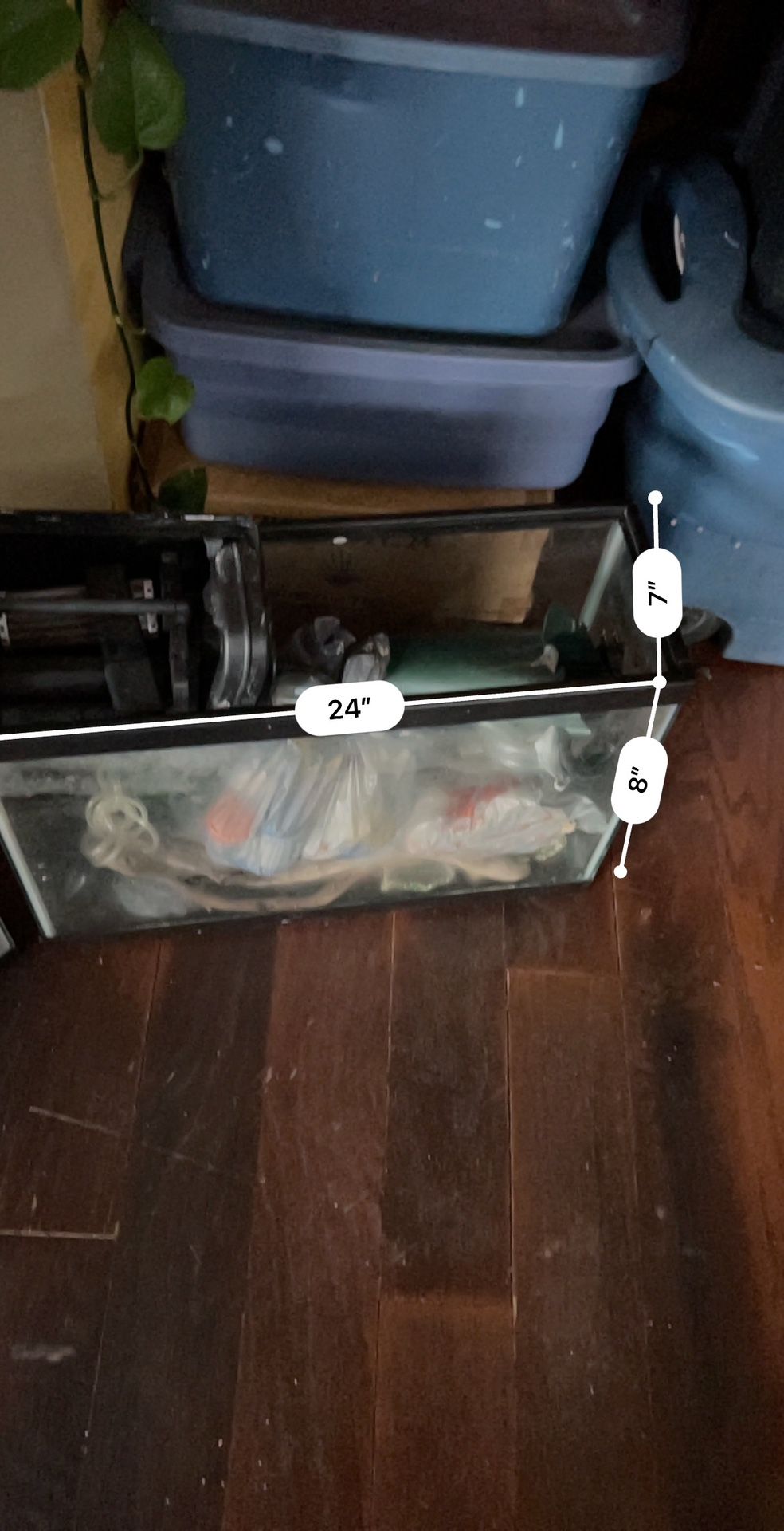 Fish Tanks And Supplies