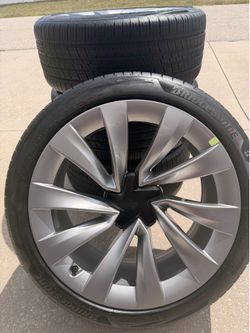 Tesla wheels model y 2026 Helix 100%new  20inch