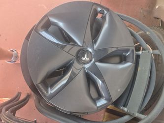 Tesla Model 3 Aero Wheel Cover