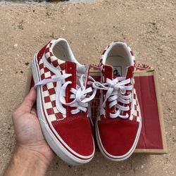 Checker Vans Size 4.5men
