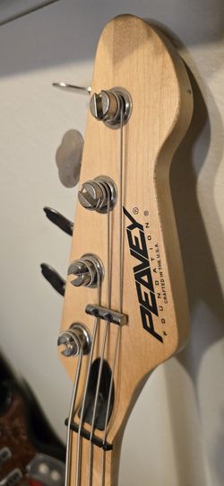 Peavey Foundation Bass – Made in USA 🎸