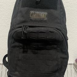 Camelbak hydration pack camping hiking backpacking , like new pack , brand new water resevoir