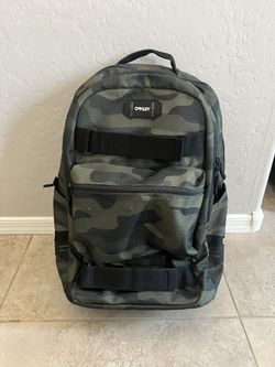 Oakley Camo Back Pack