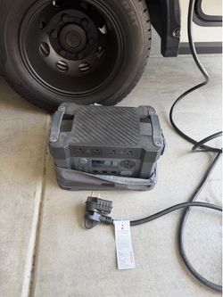 Allpowers S2000 Portable Power Station Solar Generator with Nema TT30 outlet