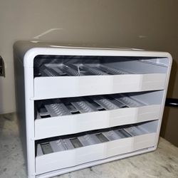 YouCopia Spice Rack Organizer – 3-Tier Sliding Drawers  Price: $30 (Orig. $39.99)