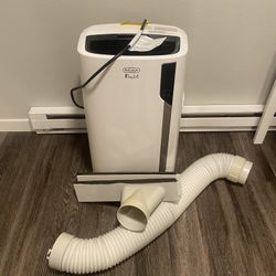 AC Unit with Hose & Window Seal