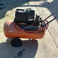 Air Compressor 30 Gallons 