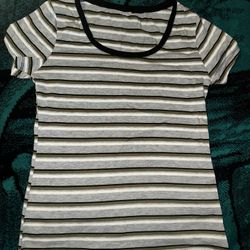 Women’s Stripped Shirt Medium