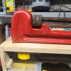 Rigid Heavy Duty 36" Pipe Wrench