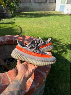 Men Yeezy Boost 350 V2 'Beluga' Size 8.5