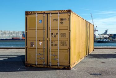 Like New 40' X 8 X 9.5 Air and Water Tight Shipping Container