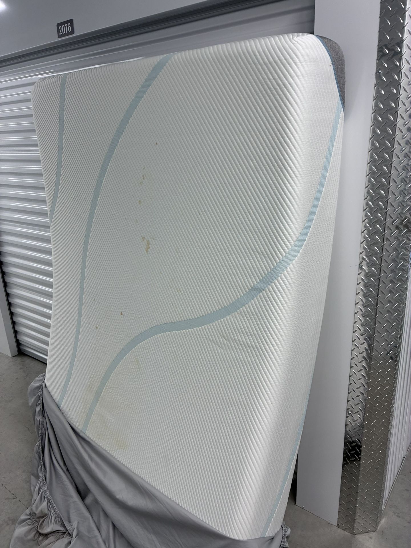 Free Queen Mattress 