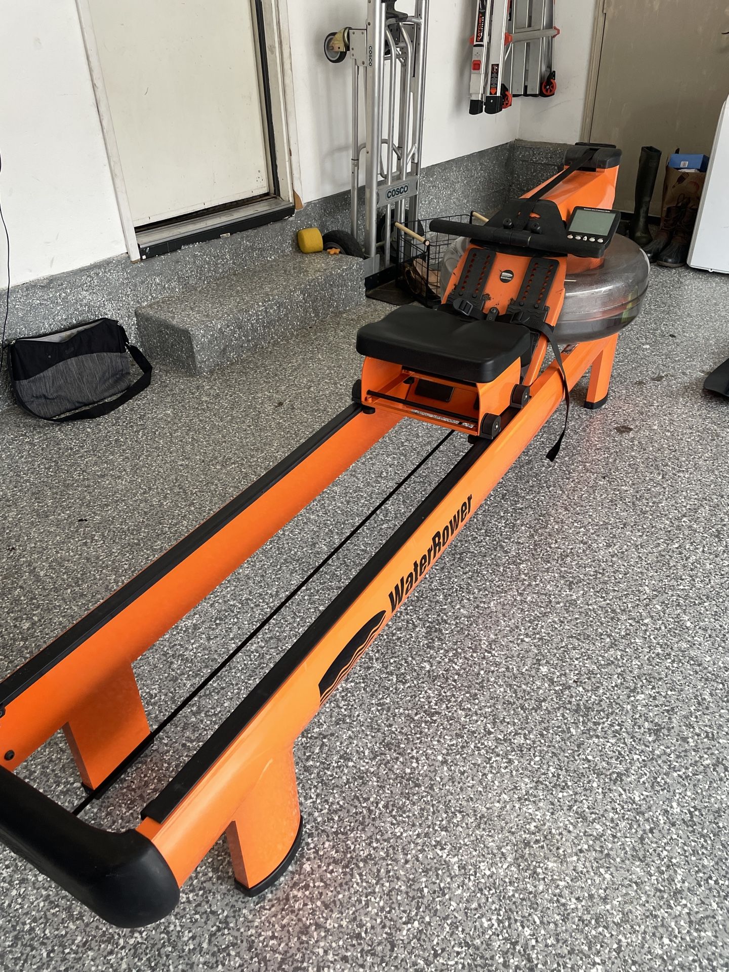 Rowing Machine $100!!