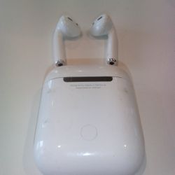 Apple Airpods 2nd Generation With Mag Safe Case