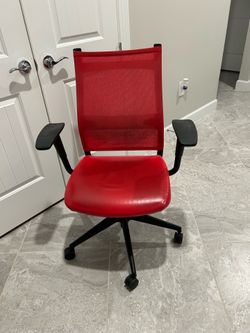 Chair for gaming/desk