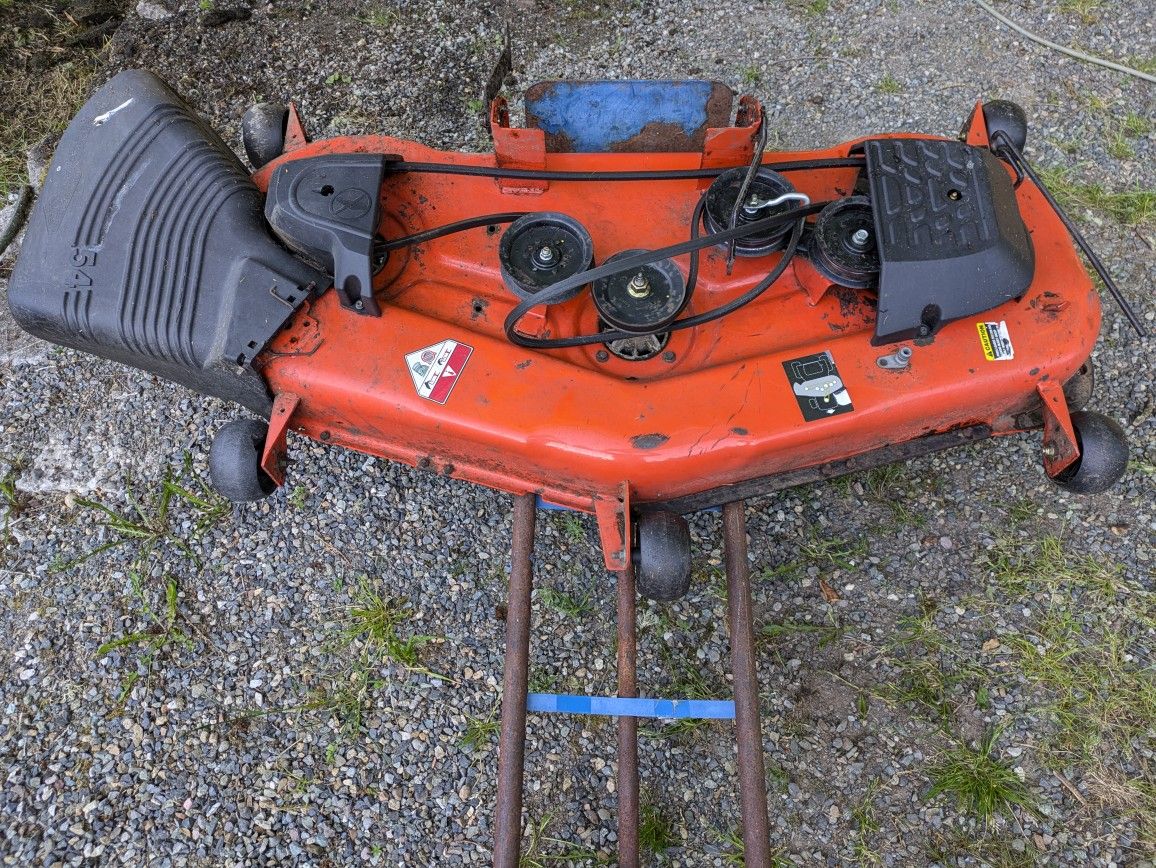 Husqvarna 54-in Riding Lawn Mower Deck