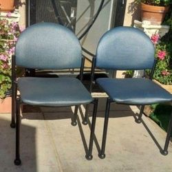 2 OFFICE CHAIRS.