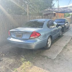 2005 Ford Taurus