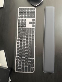 Logitech Mx keys