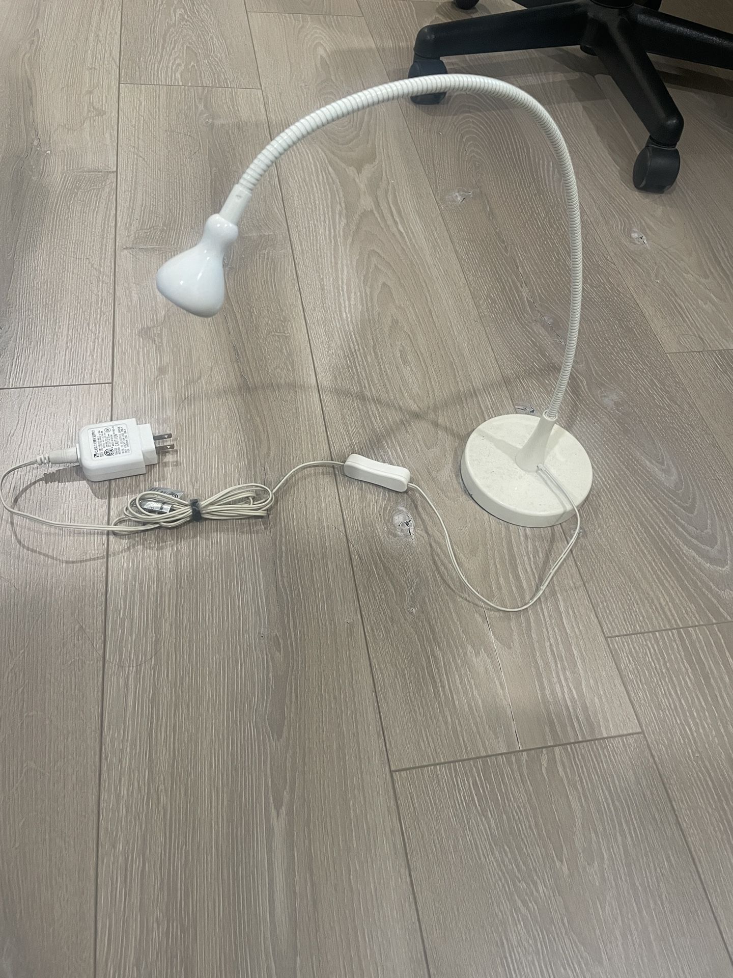 Flexible Reading Lamp