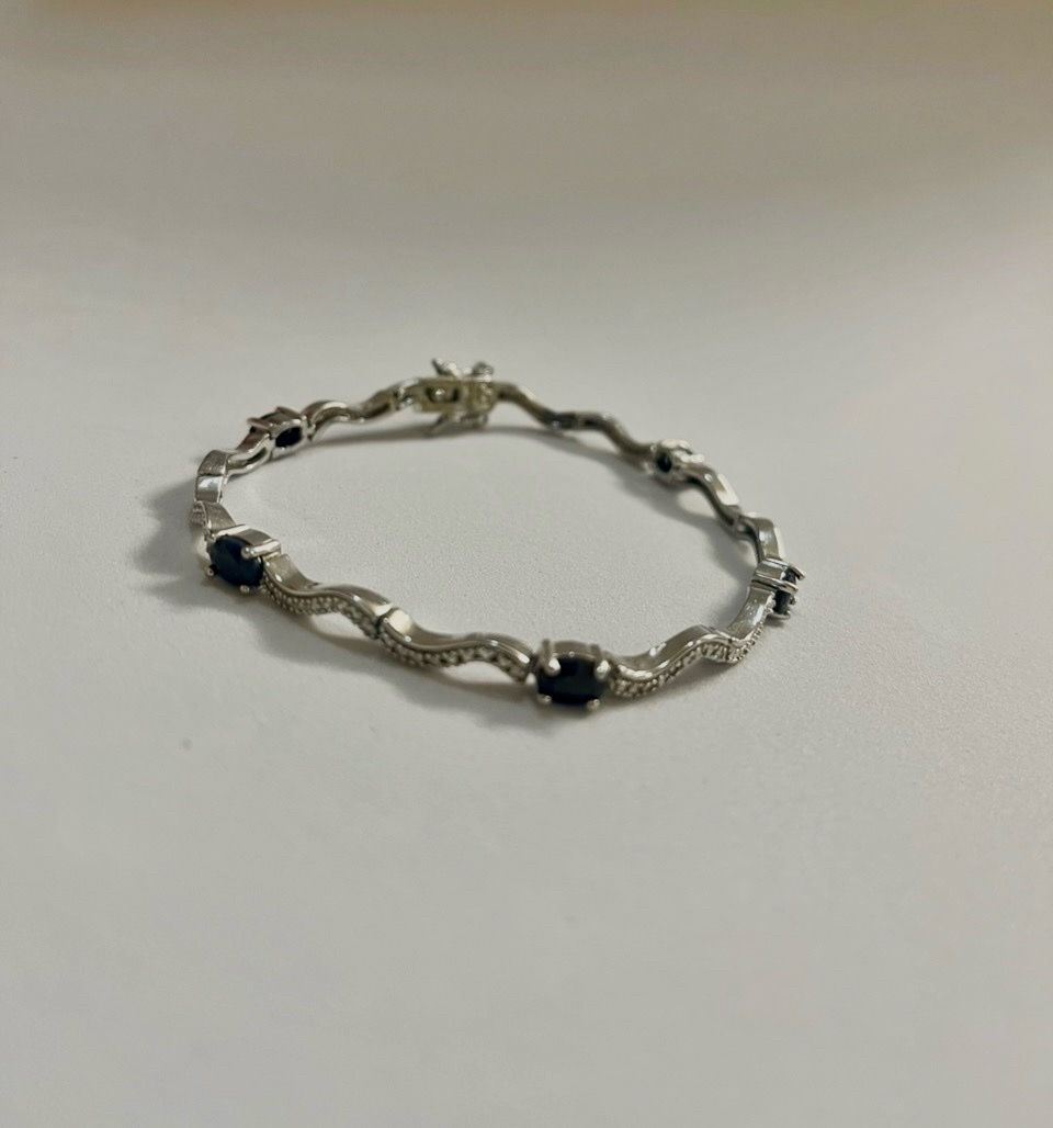 Real silver wavy bracelet dark sapphire with diamond accents size 7/8 details in photos pickup Gaithersburg md20877