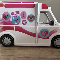  Barbie Ambulance 