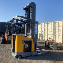 2019 reach truck forklift