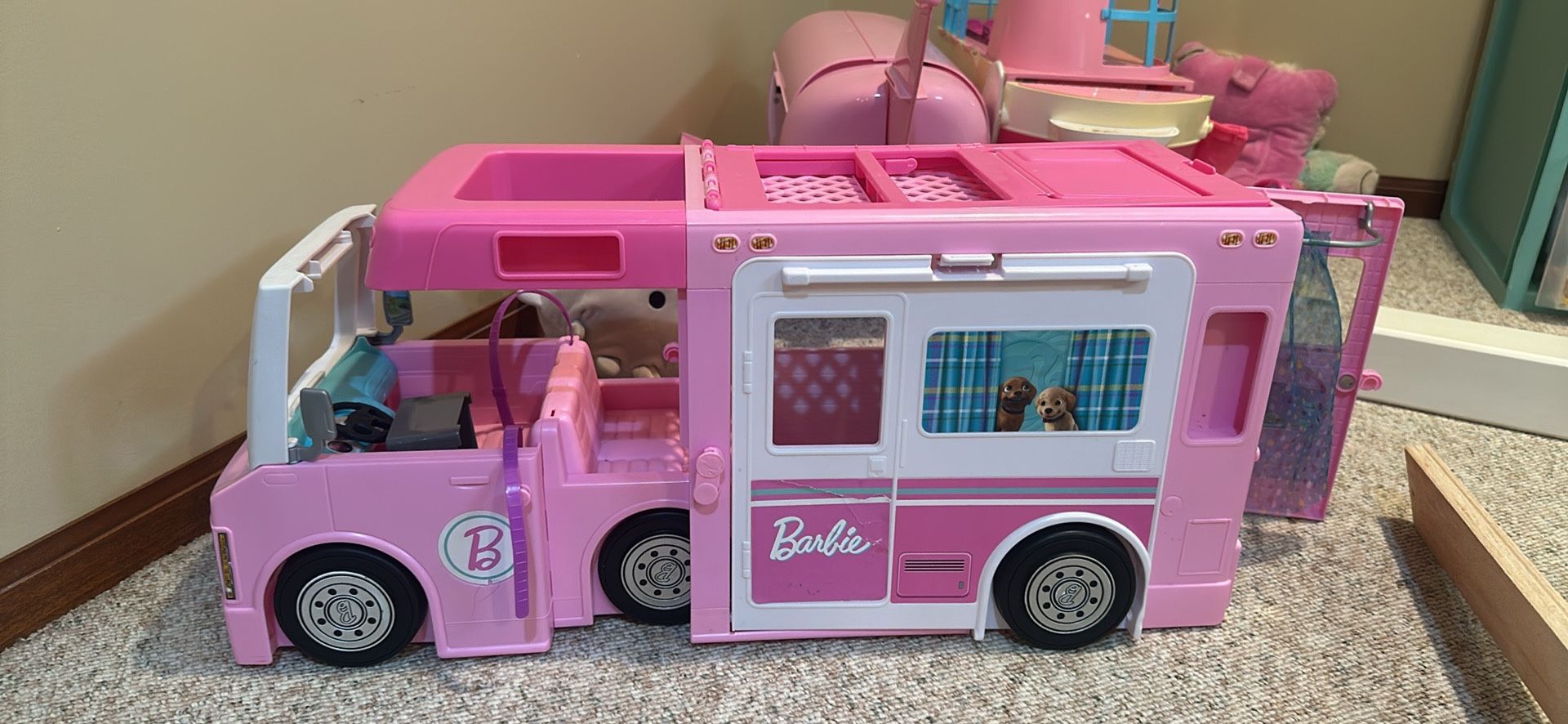 Barbie Motor Home