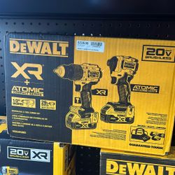 Dewalt Xr Impact Drill 20 V Set Case Charger 2 4AH batteries New Inbox