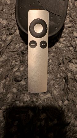 Apple Remote (Aluminum, Model A1294) – Authentic & Clean