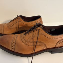 Allen Edmonds Strand Weatherproof Oxfords – Walnut – Size 10.5 D